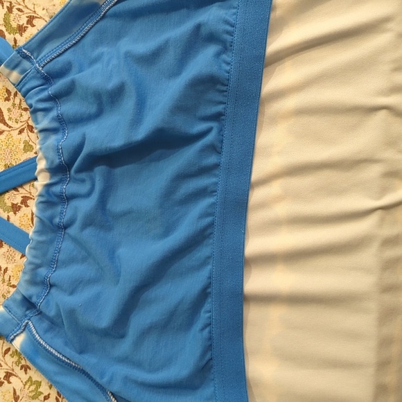 Fitness Top - Picture 7 of 8